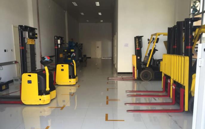 工廠電動叉車充電區(qū)釋放氣體及監(jiān)測
