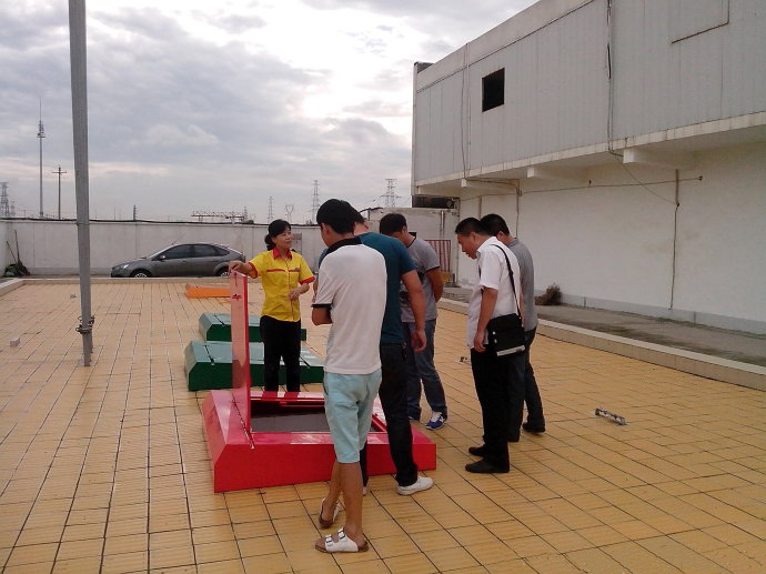 加油站一般用什么型號的可燃?xì)怏w探測器(圖1)